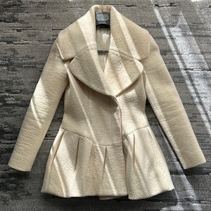Alexander McQueen off white throne collar boiled wool peplum coat IT38